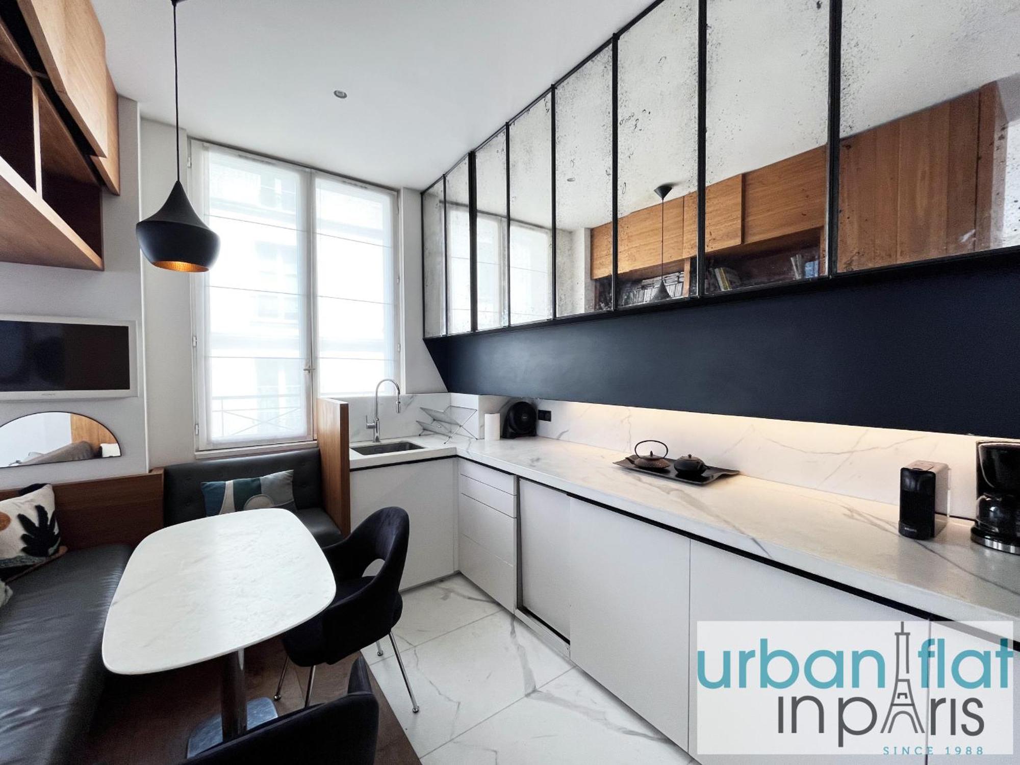 Urban Flat 155 - Luxury 2 Bedroom Flat In Parijs